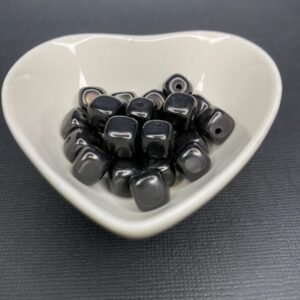 Бусина полированная Кубик